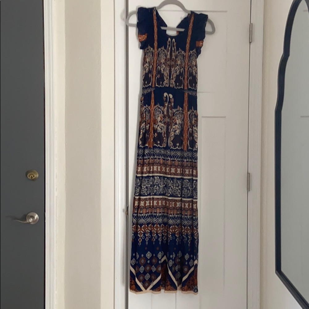 Sleevless patterend maxi dress!